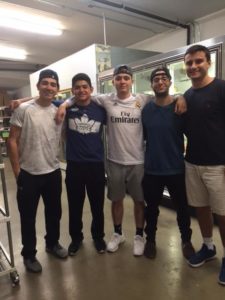 Gamma Zeta's Volunteer at the local Hope Center (Illinois 20170416)