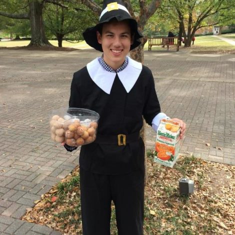 TausGiving Promotion with Orange Juice and Donuts (Samford 20160228)