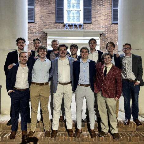 Theta Pi Seniors
