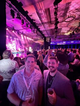 Taus in Vegas