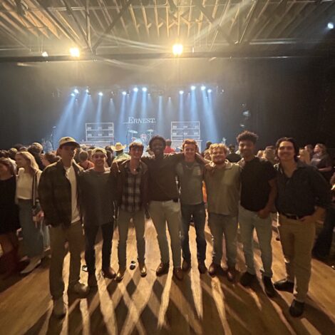 Ato brothers attend concert with alumni performing