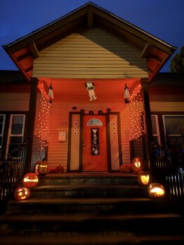 Sigma Delta Omega Porch Decorating Contest