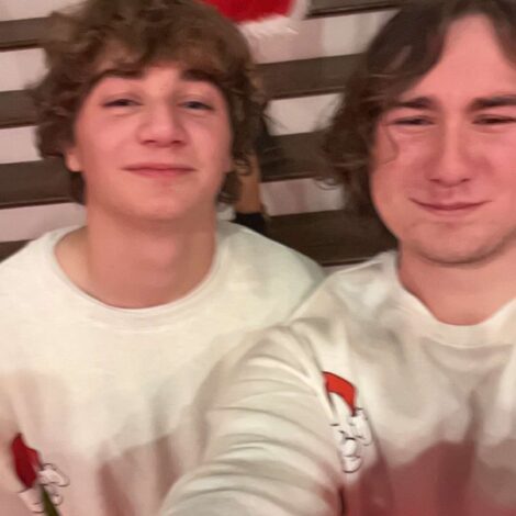 BROTHERS GO TO PHI MU DANCE