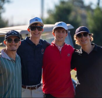 TAUS GO GOLFING