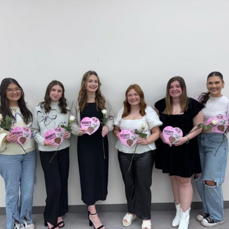 Sweethearts Accept White Roses!