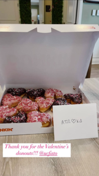 Eta Rho Brothers suprise Kappa Delta on Valentines day