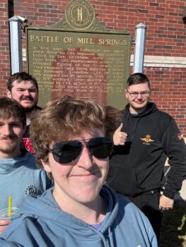 BROTHERS VISIT BATTLEFIELD