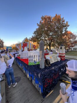 Homecoming Float!