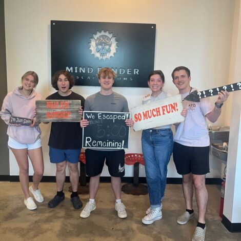 Brothers do an escape room!