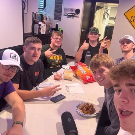 Brothers Share a Home Cooked Dinner!