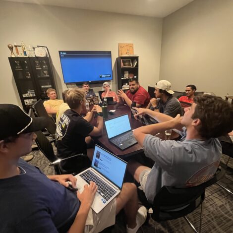 Brothers hold weekly exec meeting