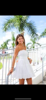 Meet our White Rose, Mia Kostelidis!