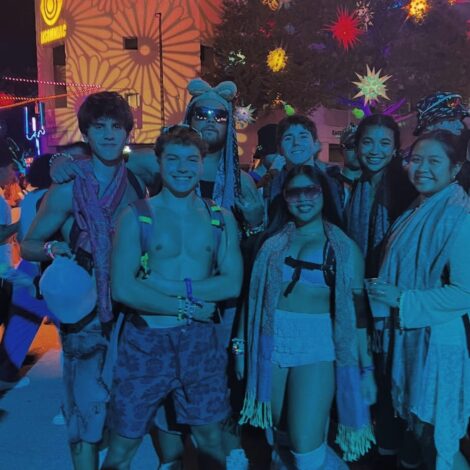 TAUS UNDER THE ELECTRIC SKY