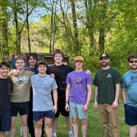 E club Gardening volunteer event